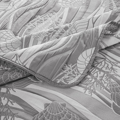 Greenland Home Coastal Paradise Jacquard Woven Reversible Matelassé Coverlet Set