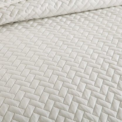 3-piece Fashionable Solid Embossed Quilt Set Bedspread Cover