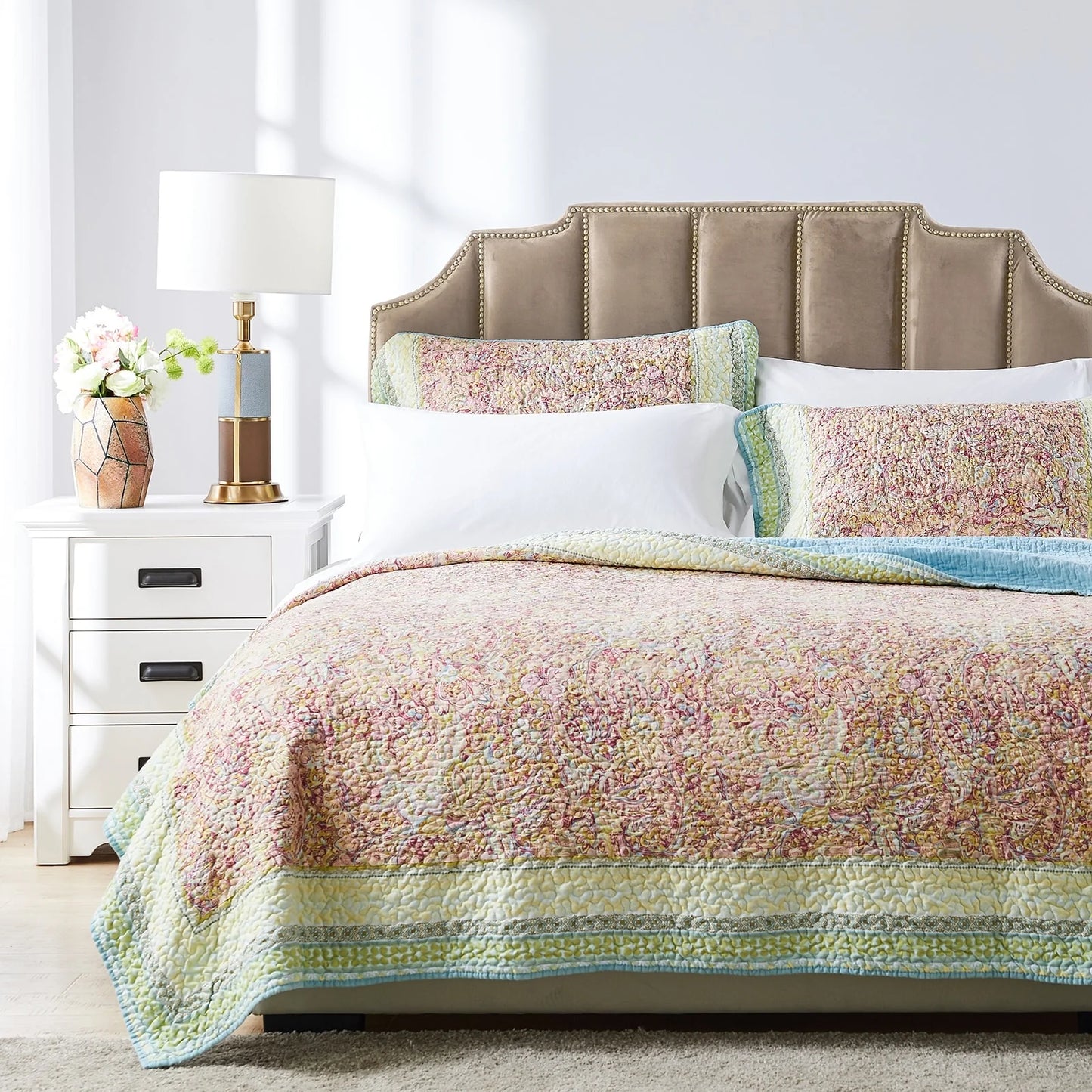 Barefoot Bungalow Palisades Pastel Quilt and Pillow Sham Set