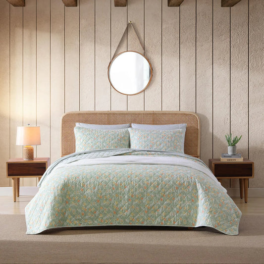 Tommy Bahama Pineapple Bloom Cotton Reversible Green Quilt Set