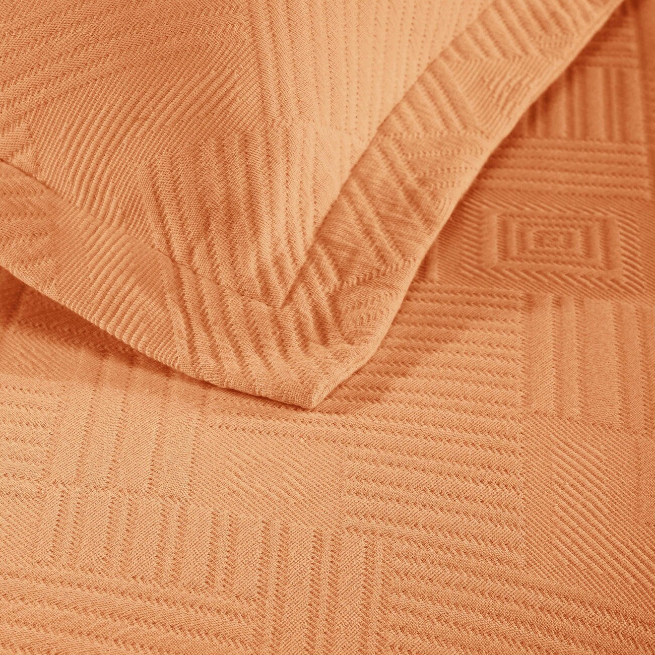 Superior Geometric Fret Cotton Decorative Bedspread Set
