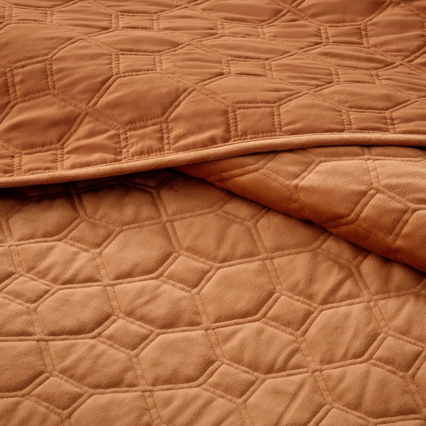 Madison Park Emery 3 Piece Velvet Quilt Set