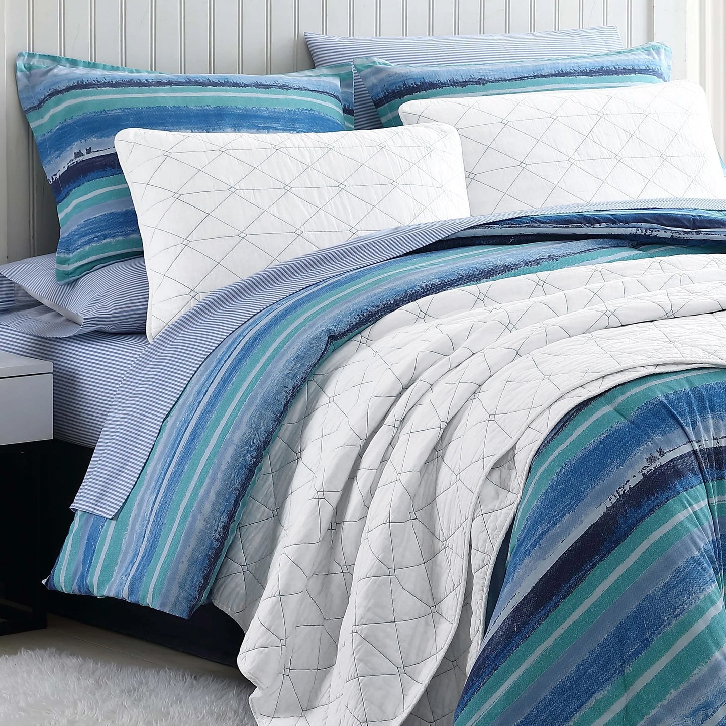 Poppy & Fritz Solid Kelsey Cotton Blue Quilt Set