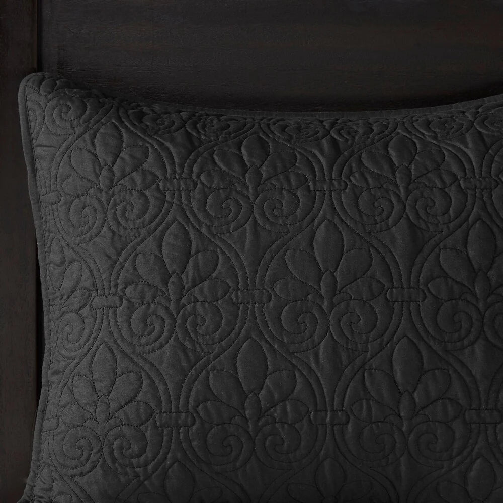 Madison Park Mansfield Reversible Quilt Set