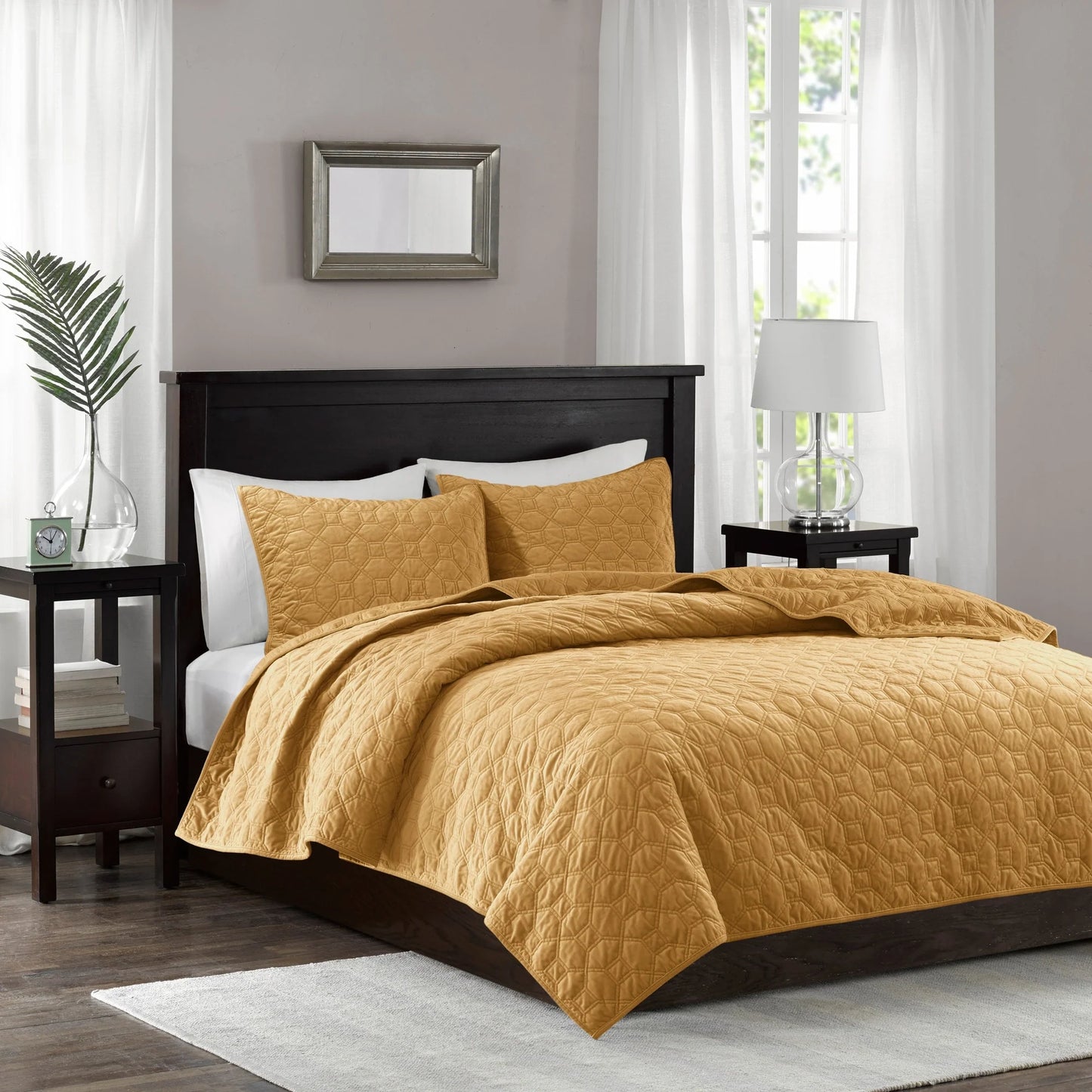 Madison Park Emery 3 Piece Velvet Quilt Set