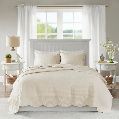Madison Park Marino 3 Piece Reversible Scalloped Edge Quilt Set