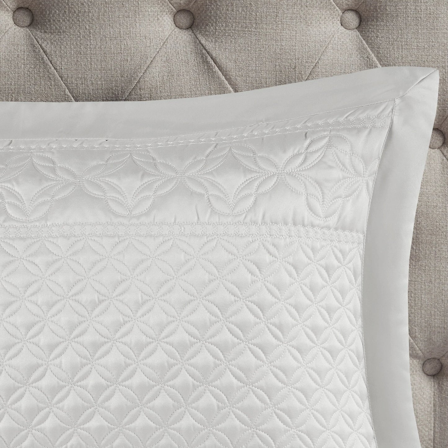 Croscill Versailles 3 Piece Quilt Set
