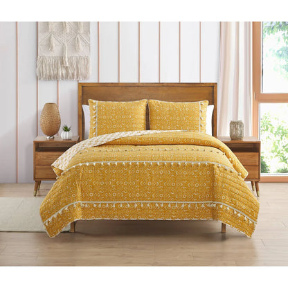 DESIGN STUDIO Pasadena Medallion Soft Reversible Microfiber Quilt Set