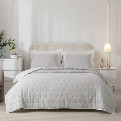 Wonderful Velvet 3 Piece Quilt Set