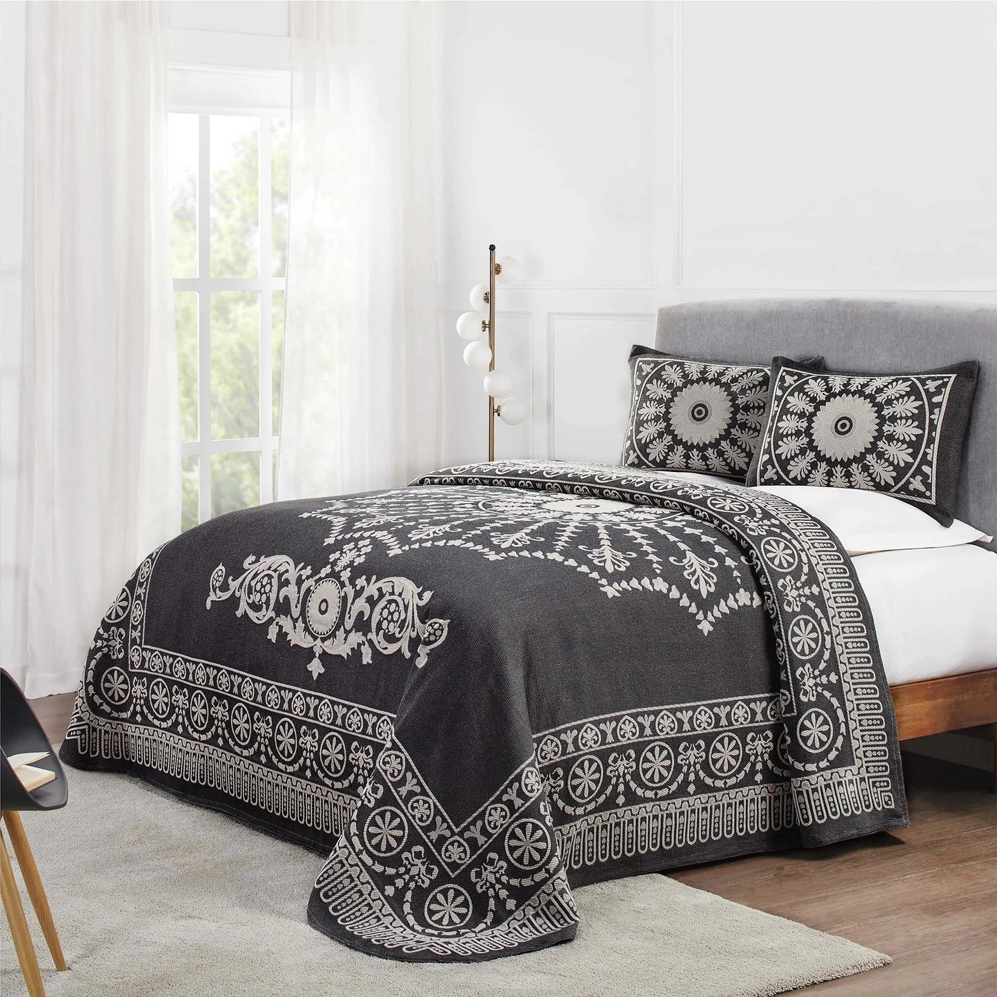 Superior Cotton Blend Oversized Classic Medallion Bedspread Set