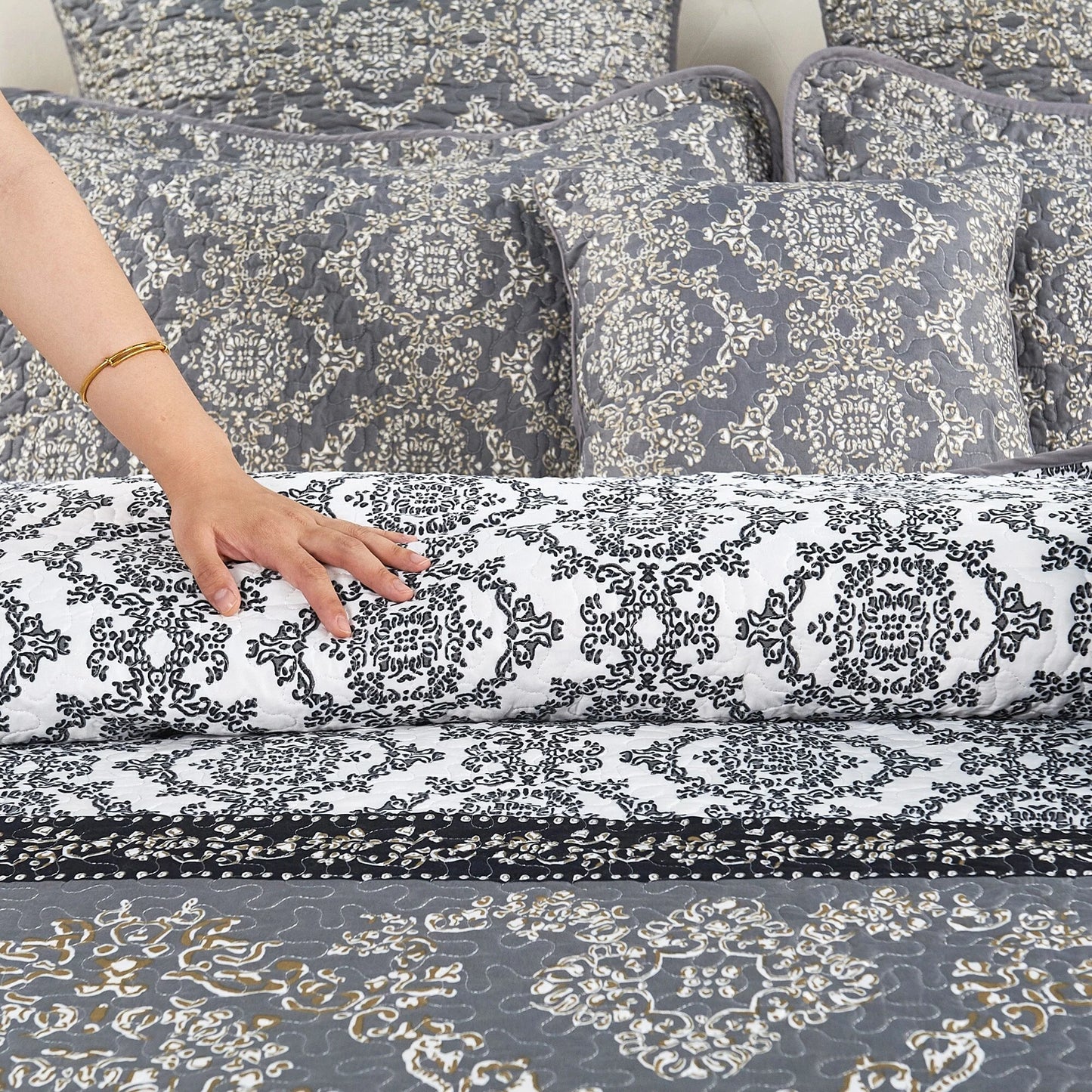 Serenta Mystic Printed Reversible 7-piece Bedspread Coverlet Set