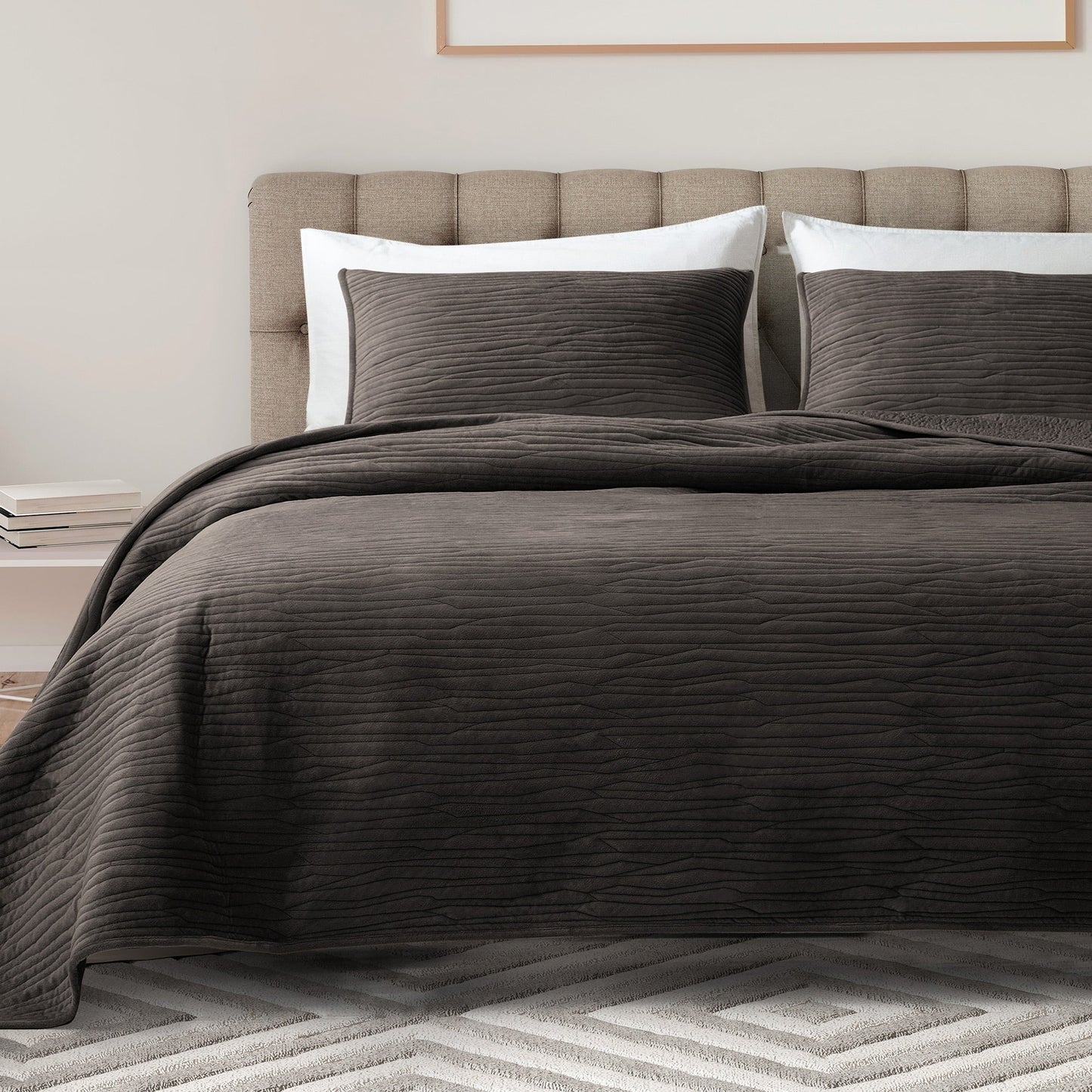 Wonderful Velvet 3 Piece Quilt Set