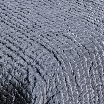 Dimitry 100% Rayon Velvet Quilt by Kosas Home