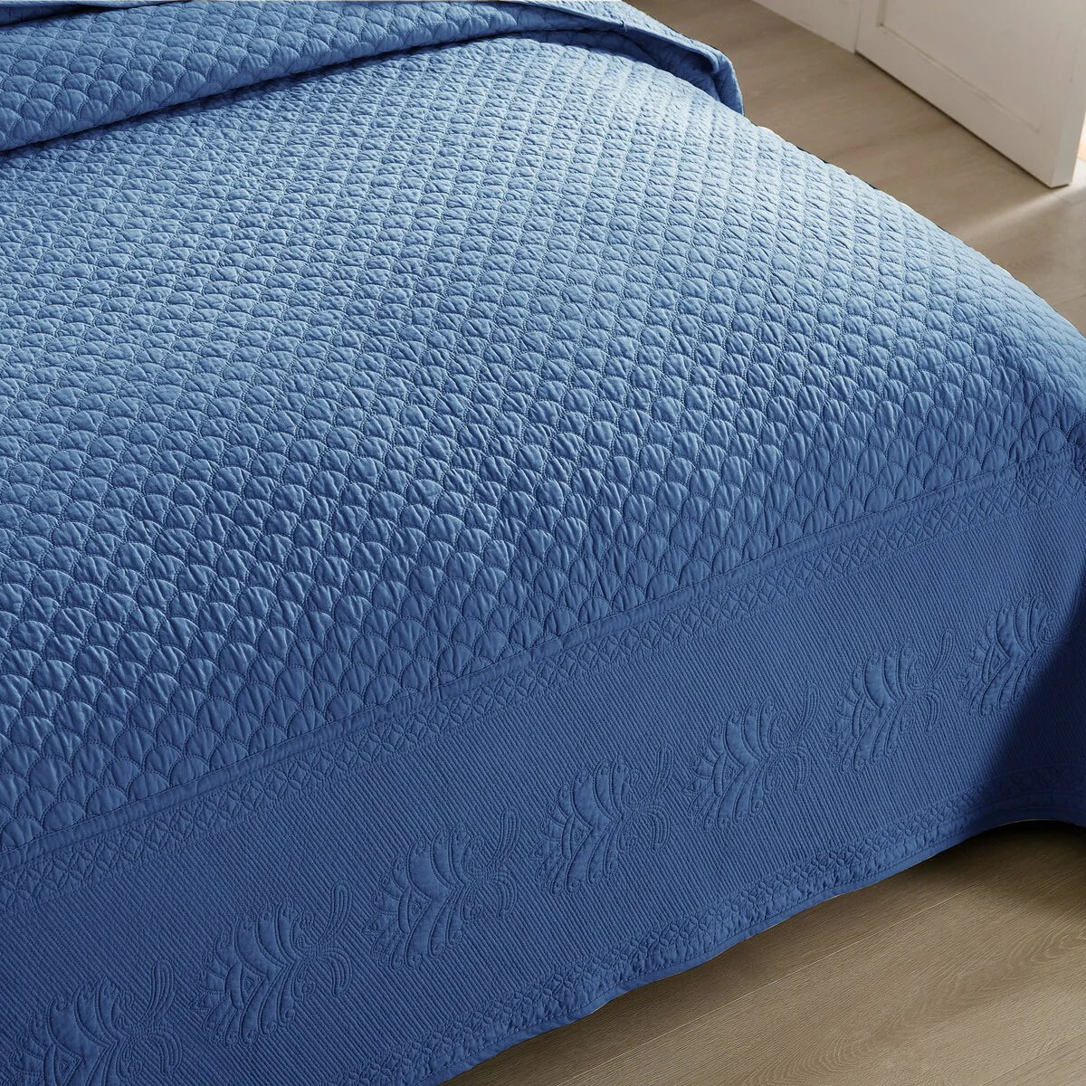 MarCielo 3 Piece Embroidered 100% Cotton Oversized Quilt Bedspread Set TM