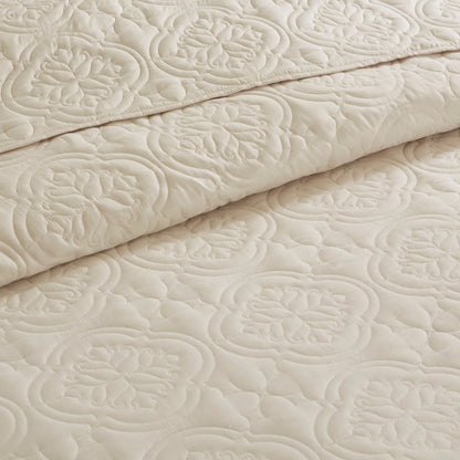 510 Design Hayley Oversized Solid Texture 3 Piece Reversible Bedspread Set