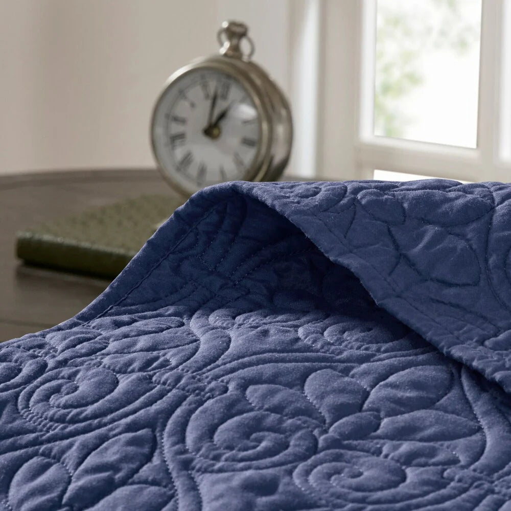 Madison Park Mansfield Reversible Quilt Set