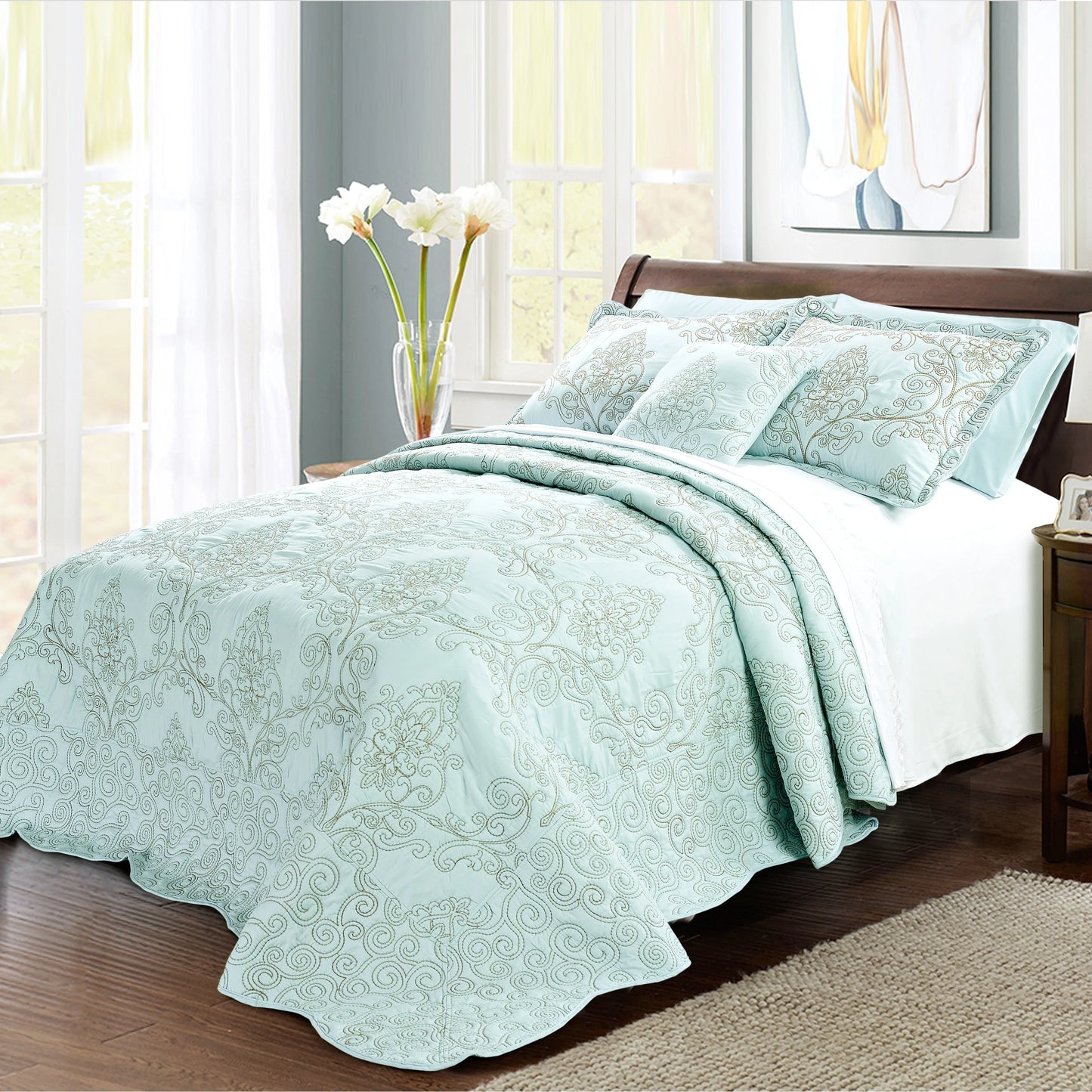 Serenta Damask Oversized 4-piece Bedspread Set