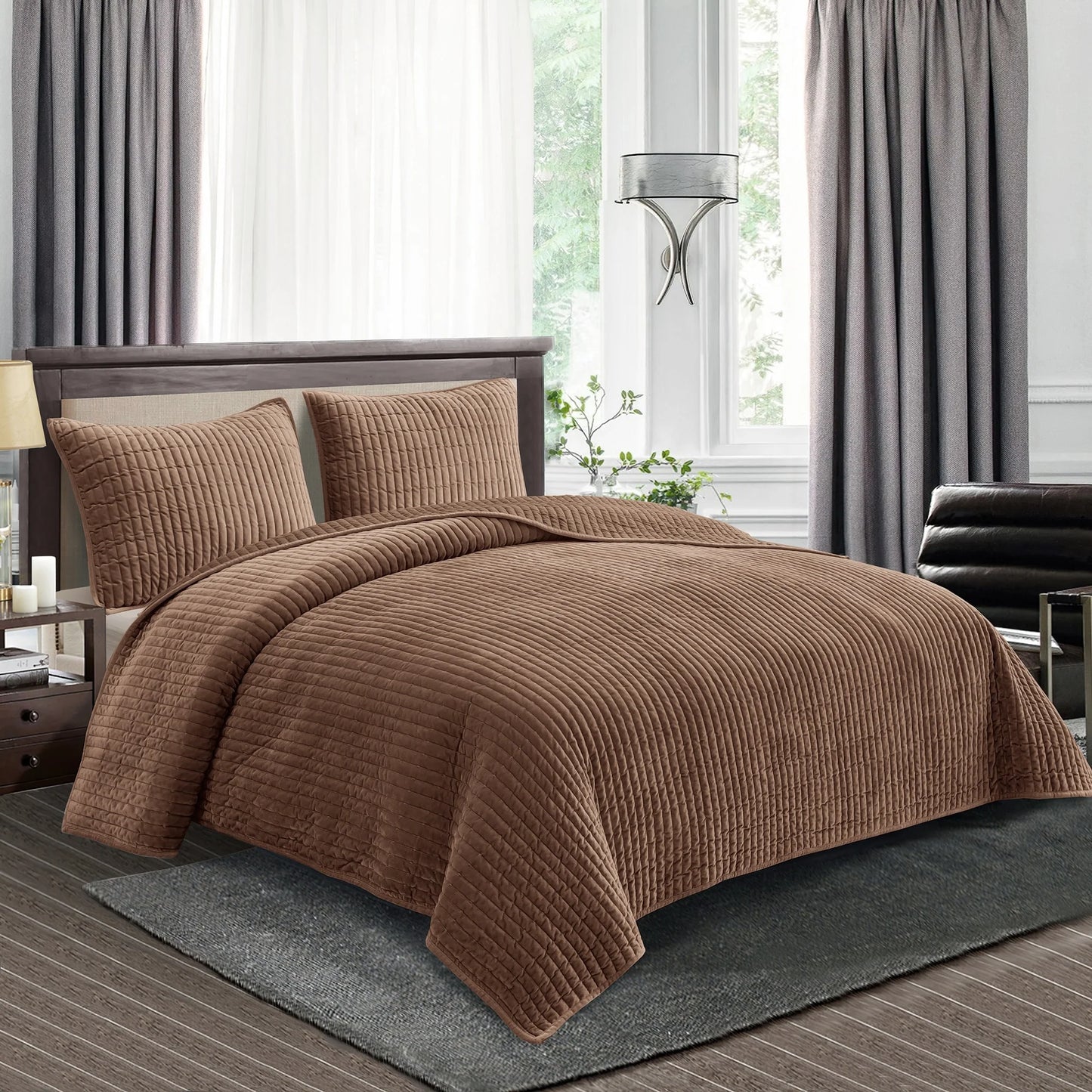 Wonderful Velvet 3 Piece Quilt Set