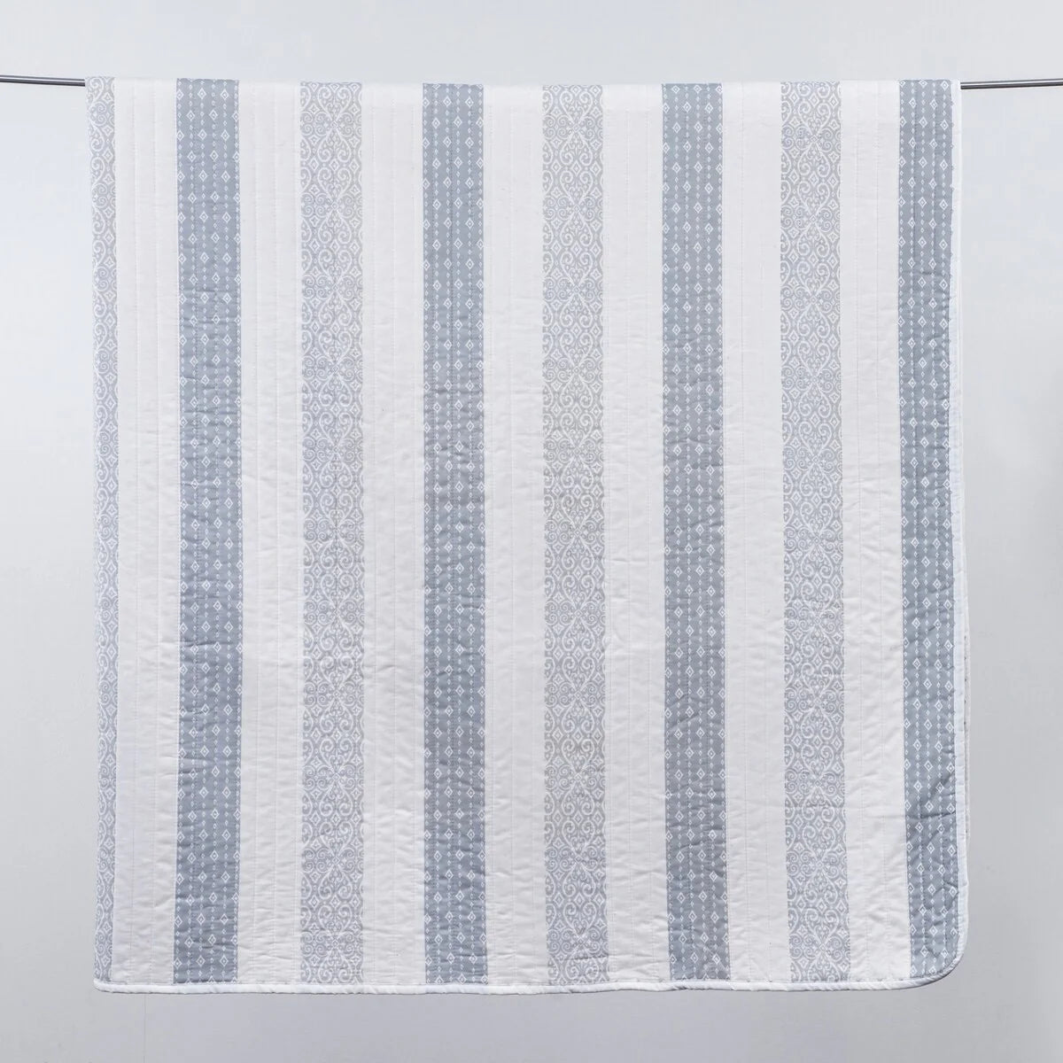 Premium Patterned Stripe Design Microfiber Quilt Set With Shams