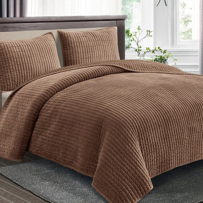 Wonderful Velvet 3 Piece Quilt Set