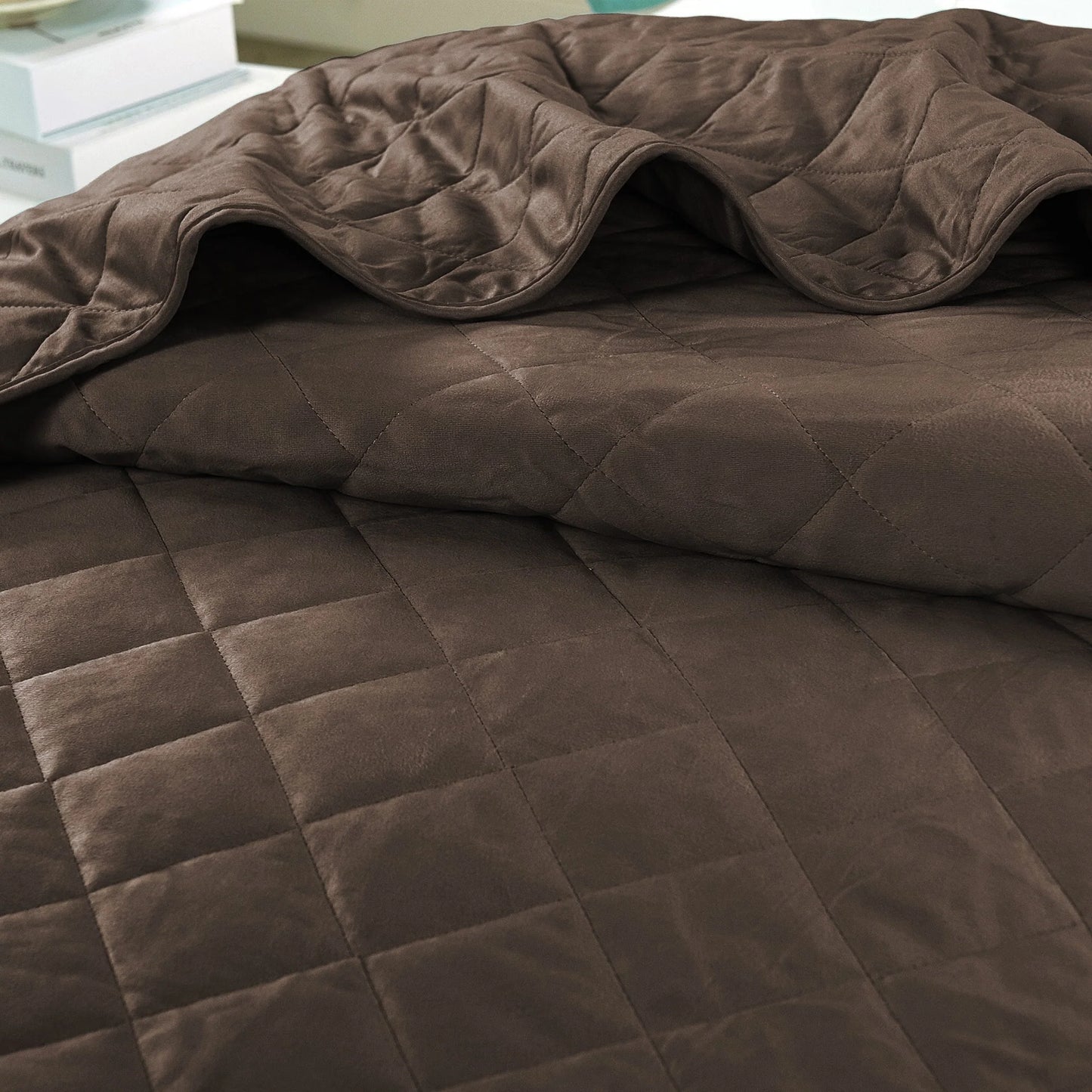 Serenta Velvet Quilts 5 Piece Ultra Soft Floor Touching Bedspread Set