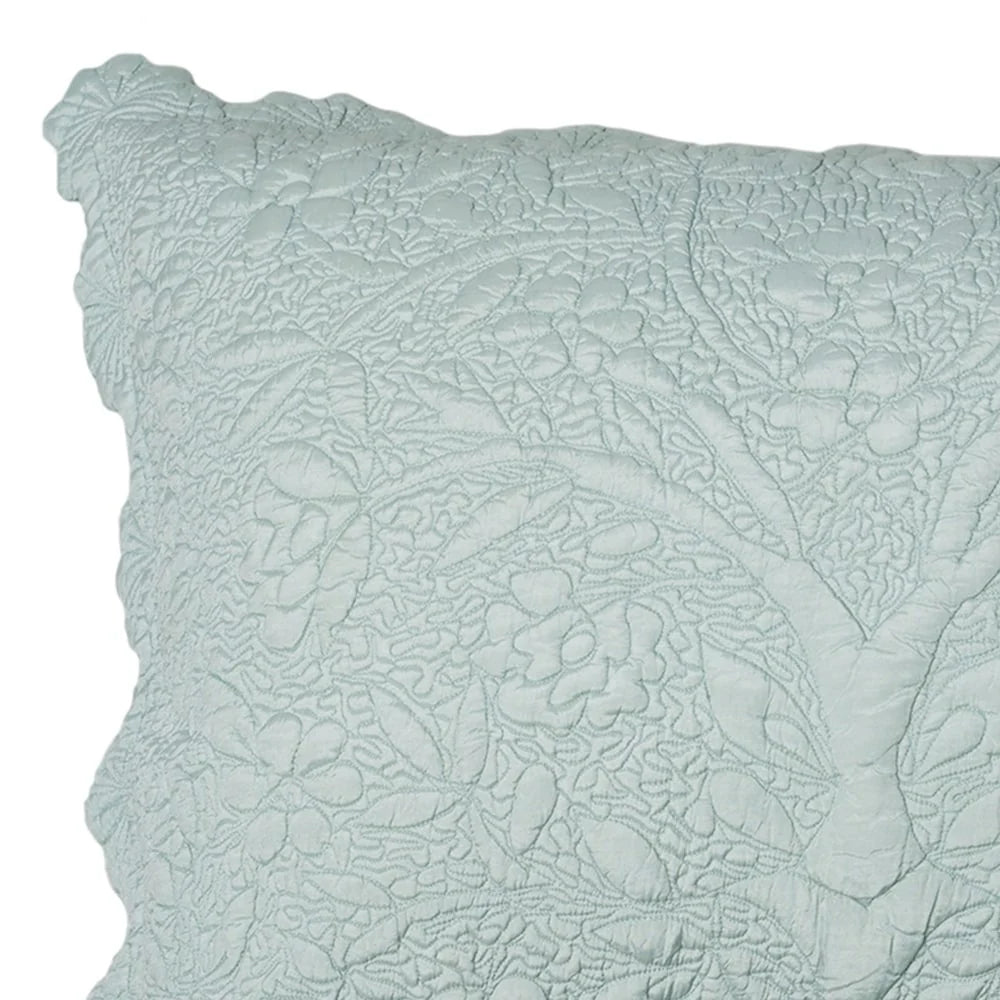 Victorian Aleah Scalloped Quilt Set