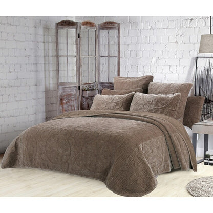 Estate Collection Joanna Velvet Quilt Set