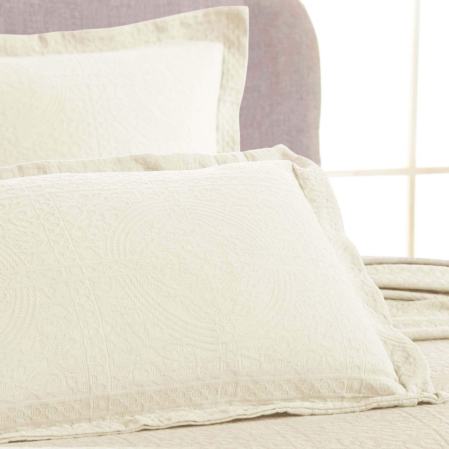 Superior Fleur De Lis Cotton Decorative Bedspread Set