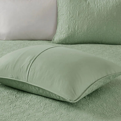 Madison Park Mansfield Reversible Quilt Set