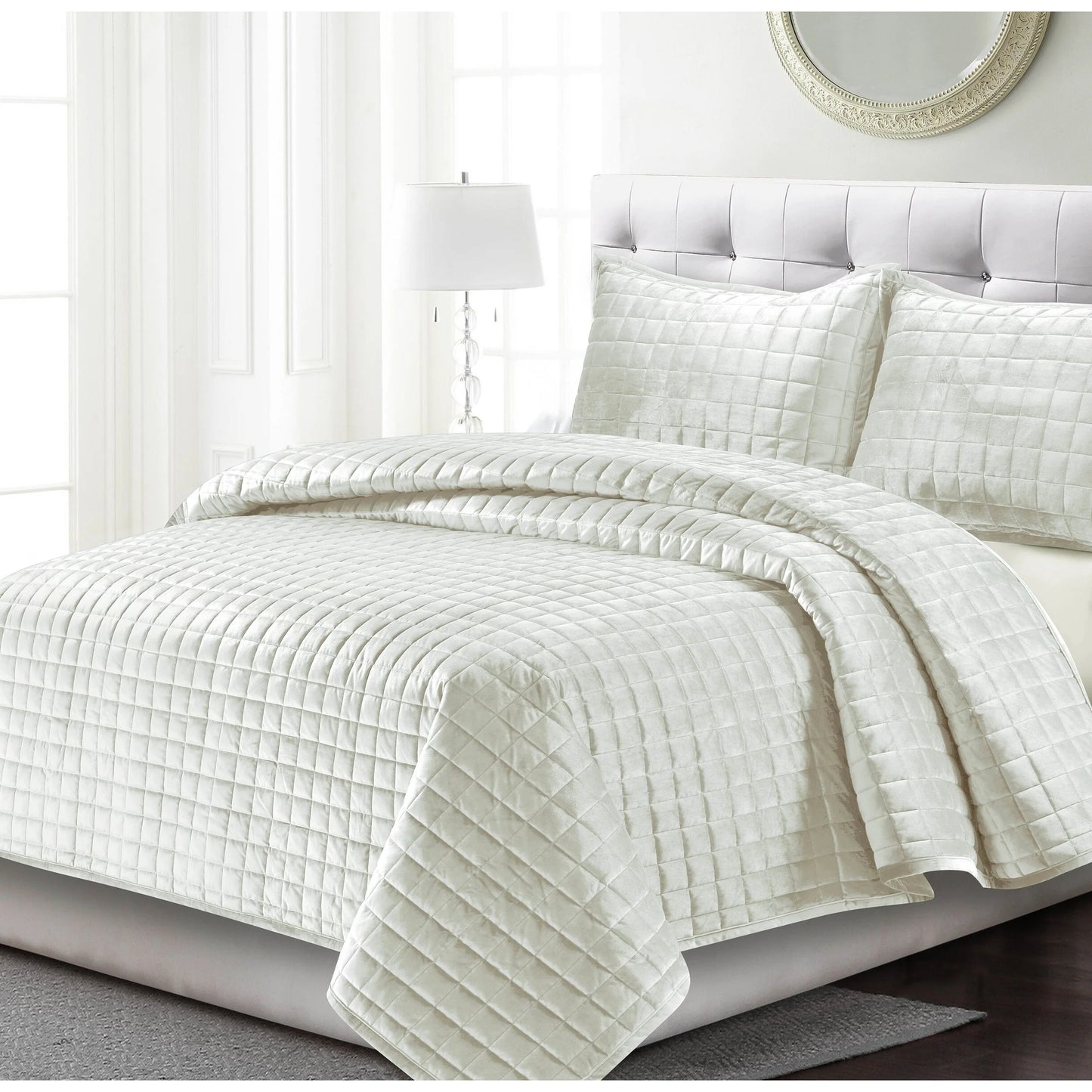 Florence Velvet Oversized Solid Quilt Set