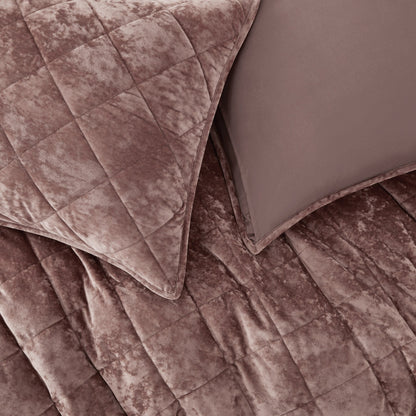 Wonderful Diamond Velvet 3 Piece Quilt Set