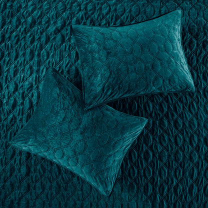 Madison Park Emery 3 Piece Velvet Quilt Set