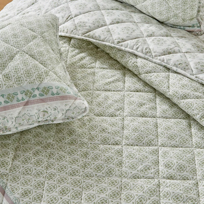 Patina Vie Maison Vintage Floral Printed Quilt Set with Shams