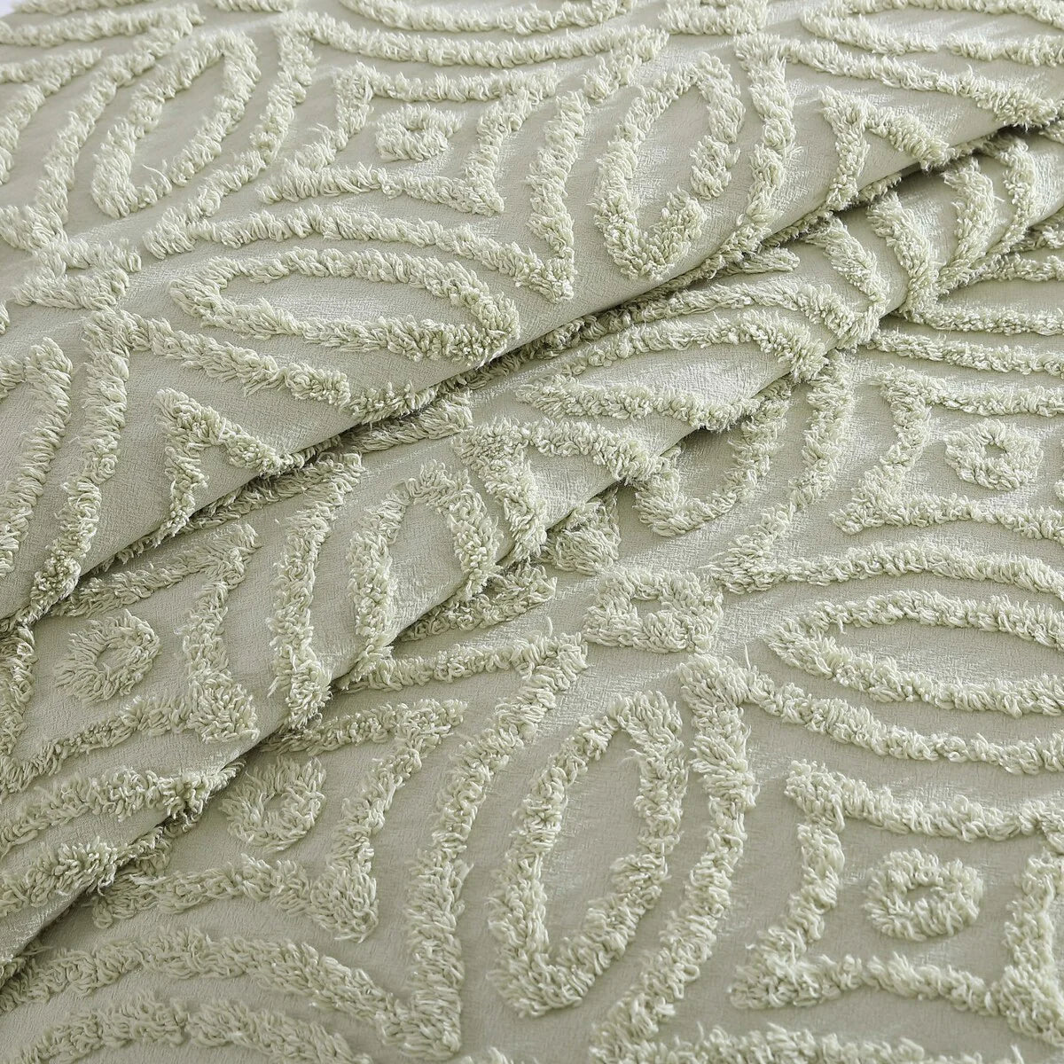Alicia Wedding Ring Chenille Collection