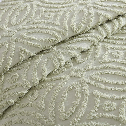 Alicia Wedding Ring Chenille Collection