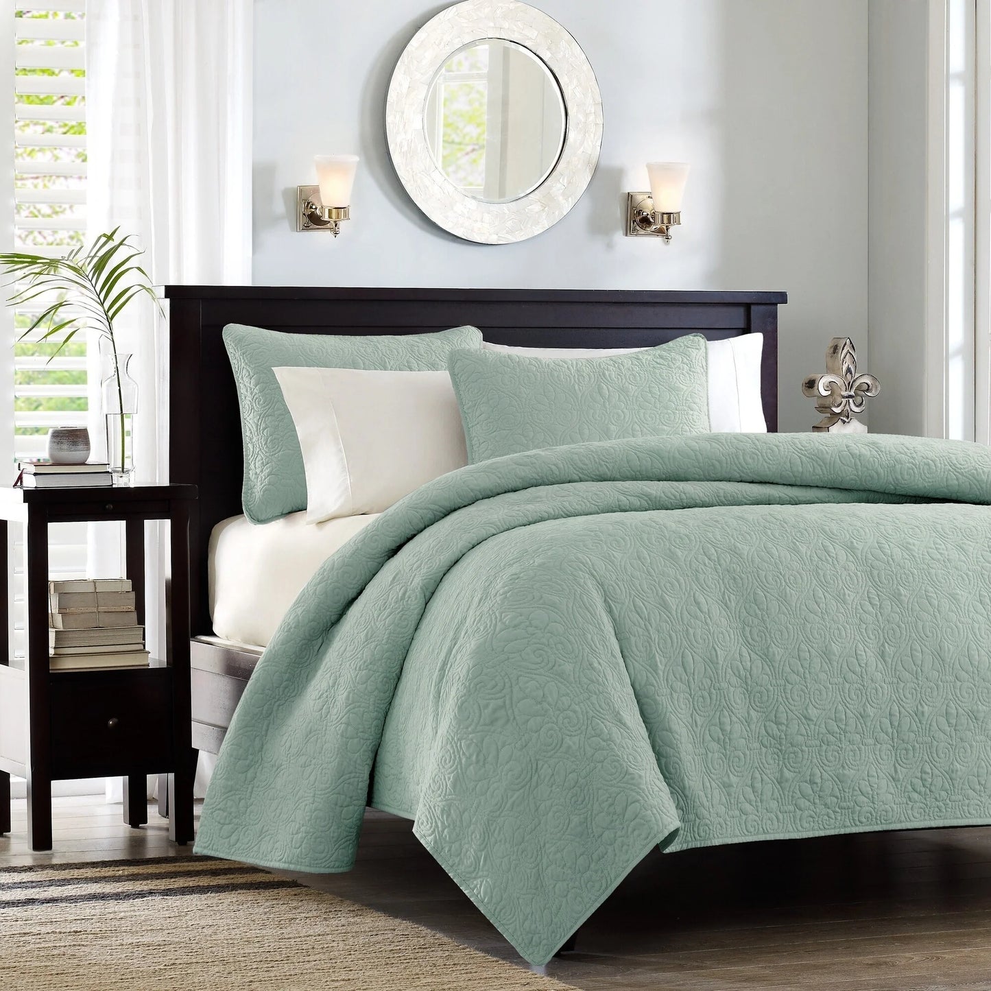 Madison Park Mansfield Reversible Quilt Set