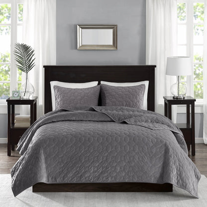 Madison Park Emery 3 Piece Velvet Quilt Set