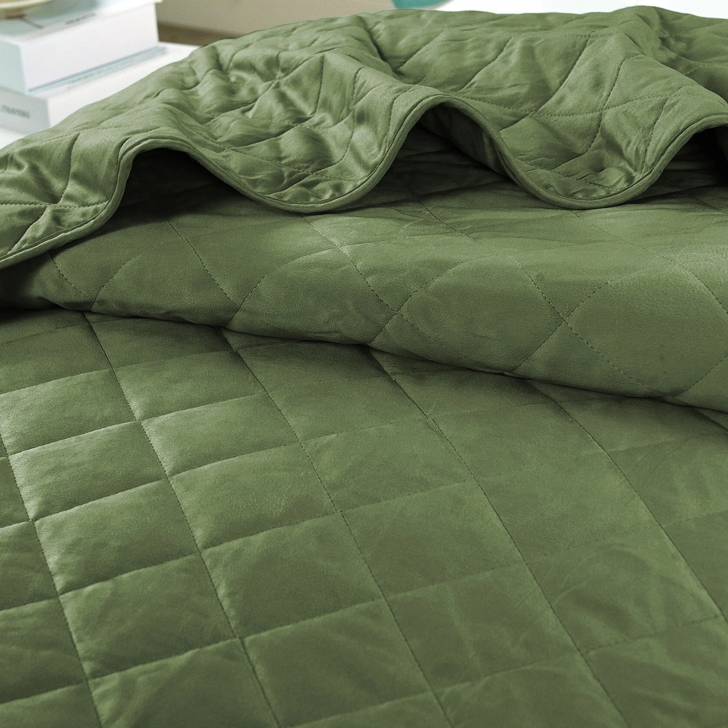 Serenta Velvet Quilts 5 Piece Ultra Soft Floor Touching Bedspread Set
