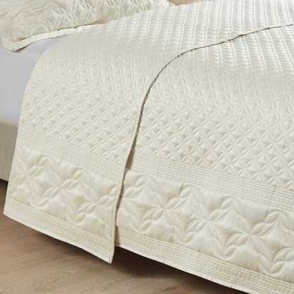 Croscill Versailles 3 Piece Quilt Set