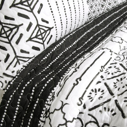 The Curated Nomad Sandia 3-piece Cotton Quilt Set