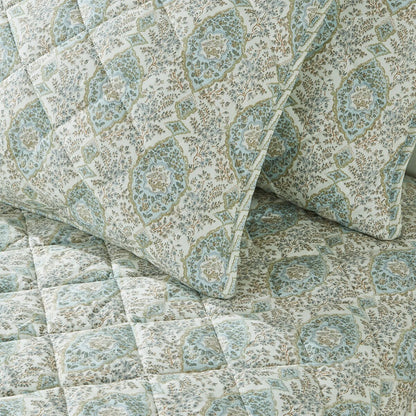 Patina Vie Maison Vintage Floral Printed Quilt Set with Shams