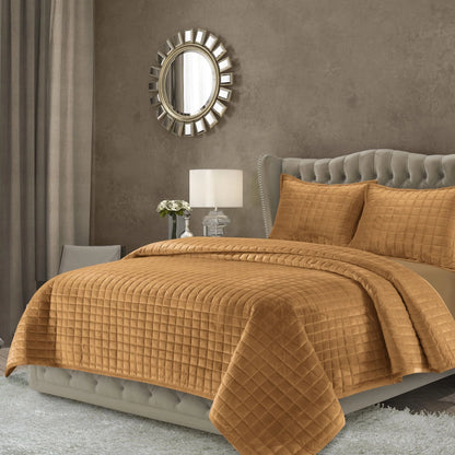 Florence Velvet Oversized Solid Quilt Set
