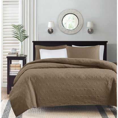 Madison Park Mansfield Reversible Quilt Set