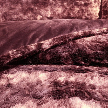 Wonderful Velvet 3 Piece Quilt Set