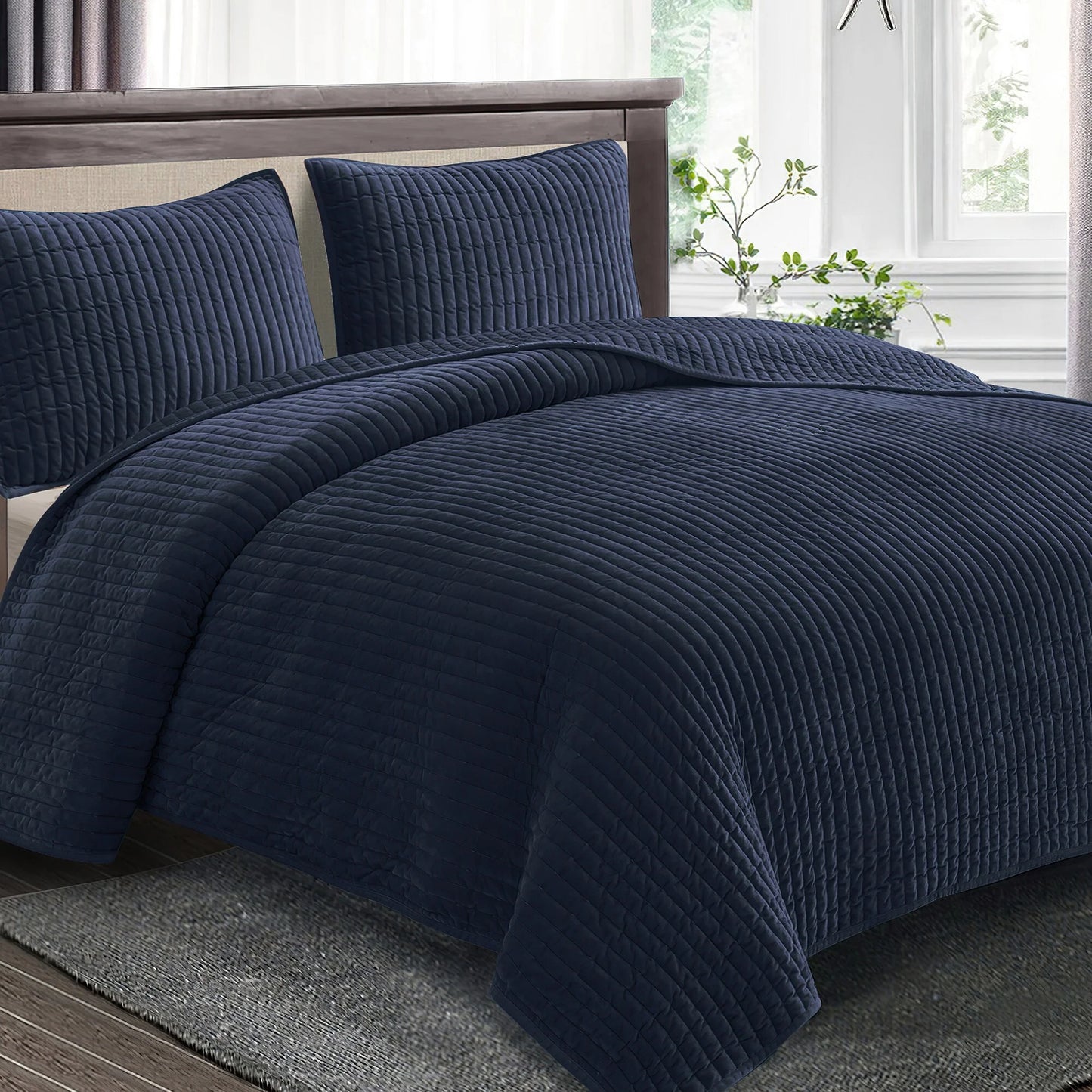 Wonderful Velvet 3 Piece Quilt Set