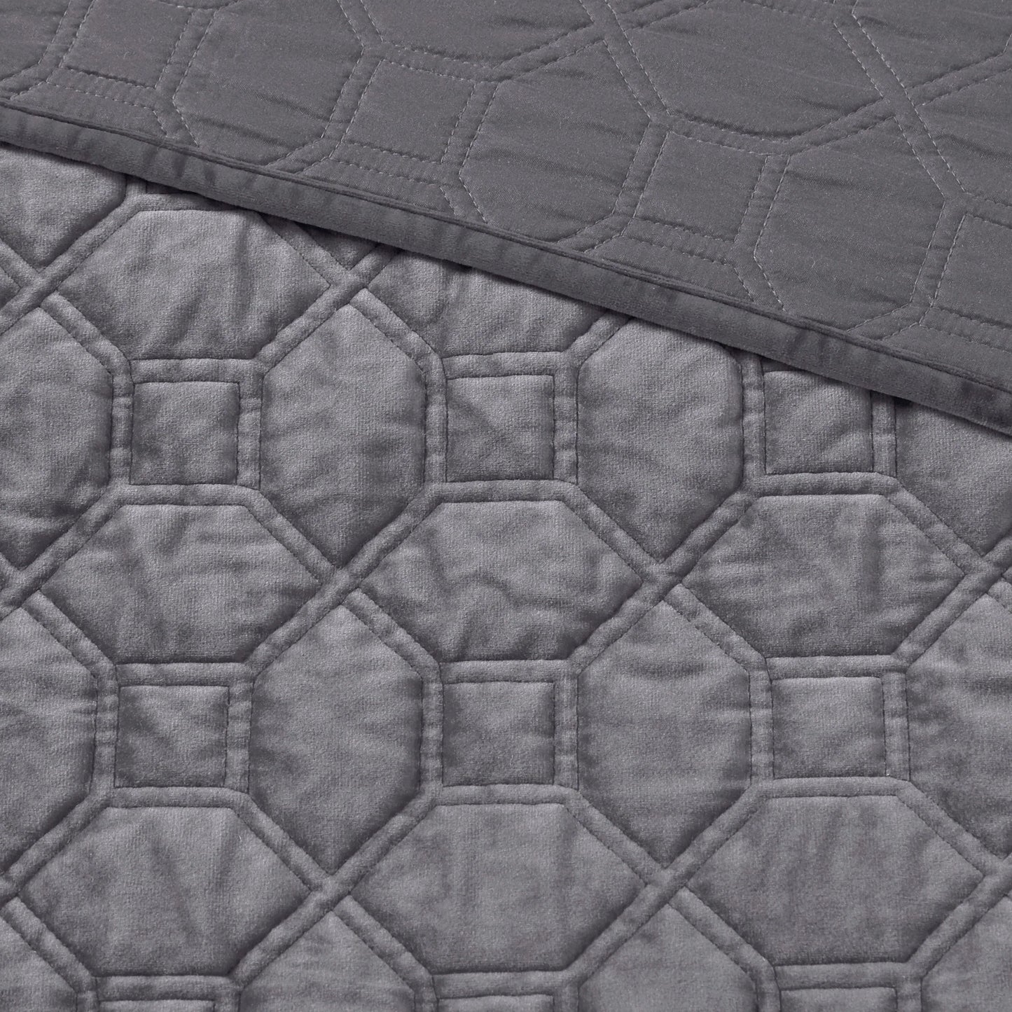 Madison Park Emery 3 Piece Velvet Quilt Set