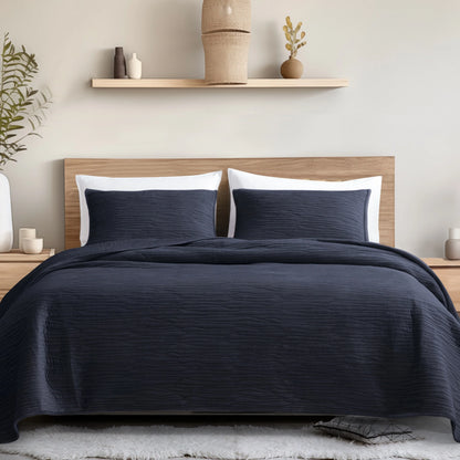 Wonderful Velvet 3 Piece Quilt Set