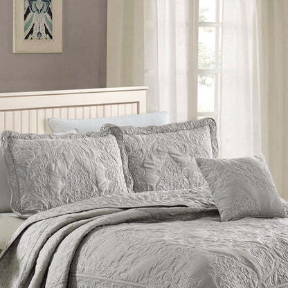 Serenta Damask Oversized 4-piece Bedspread Set